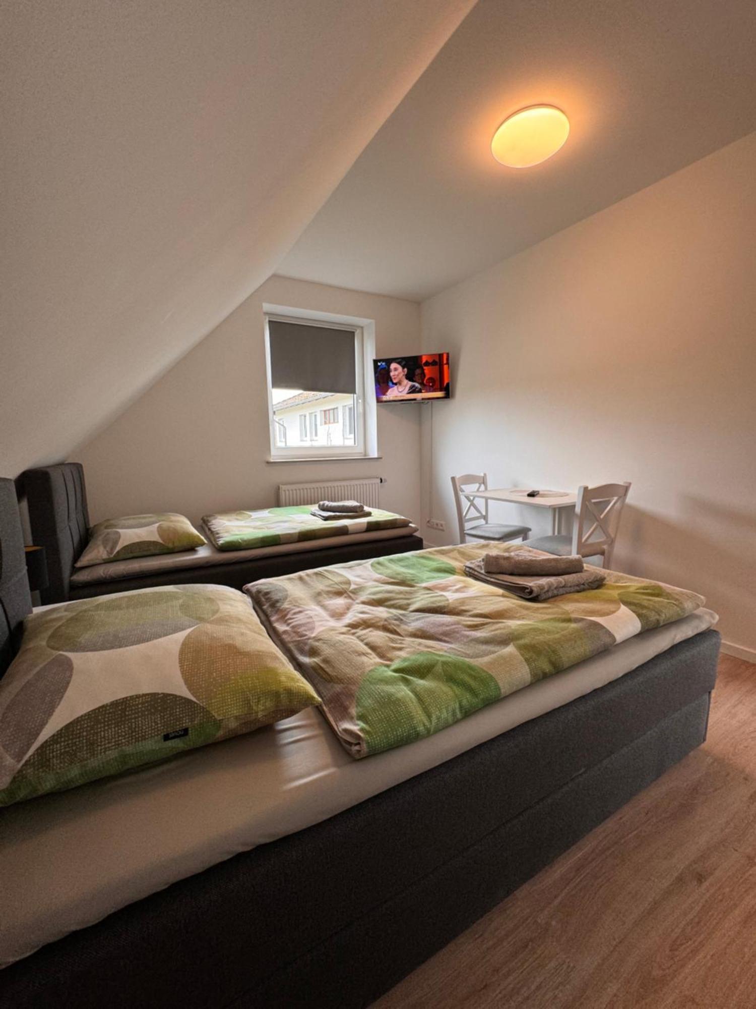 Apartamento Raum Fur Ruhe Im Norden Neumünster Exterior foto